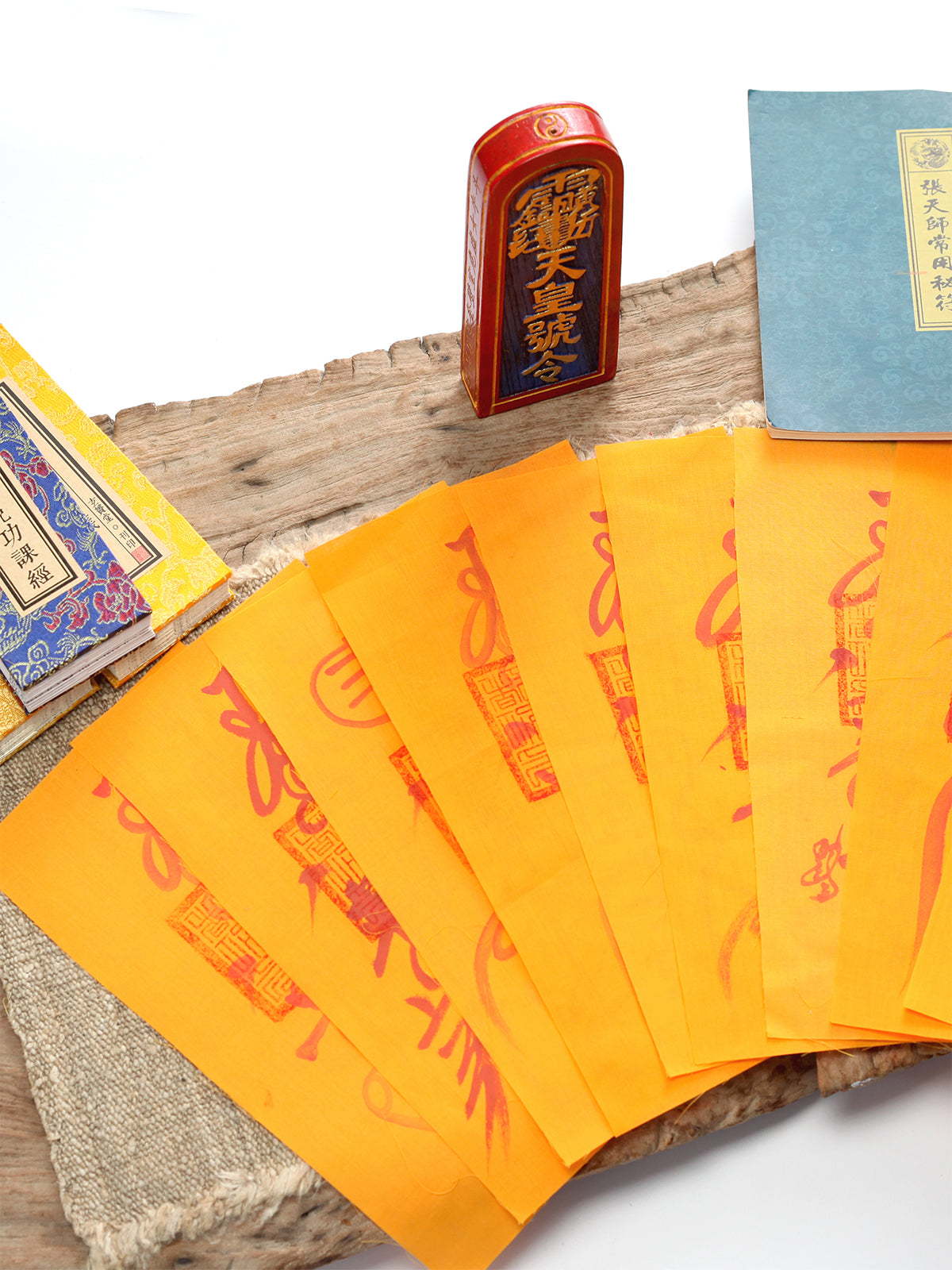These talismans are born from the thousand-year-old spiritual lineage of the Zhengyi School of Longhu Mountain. It is personally hand-drawn by an orthodox Taoist master who channels the sacred energy of the ancestral court.
