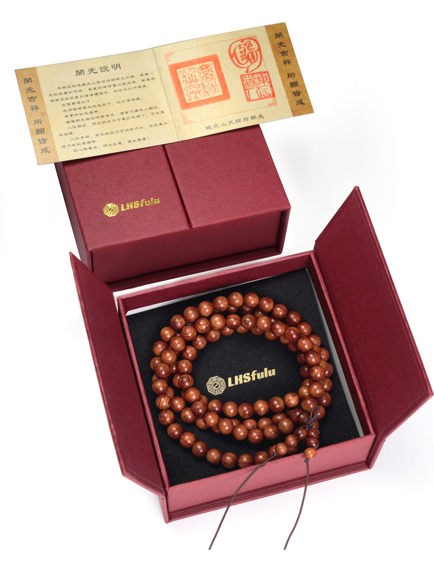 This long strand is composed of 108 thunderstruck wood beads, each one tempered by the power of natural lightning. It is created without any concrete symbols or writing, returning to the most authentic and primordial state of energy. To be wordless is to embody 'emptiness' (Śūnyatā), and thus, it can infinitely carry and resonate with your every state of mind and intention in the present moment.